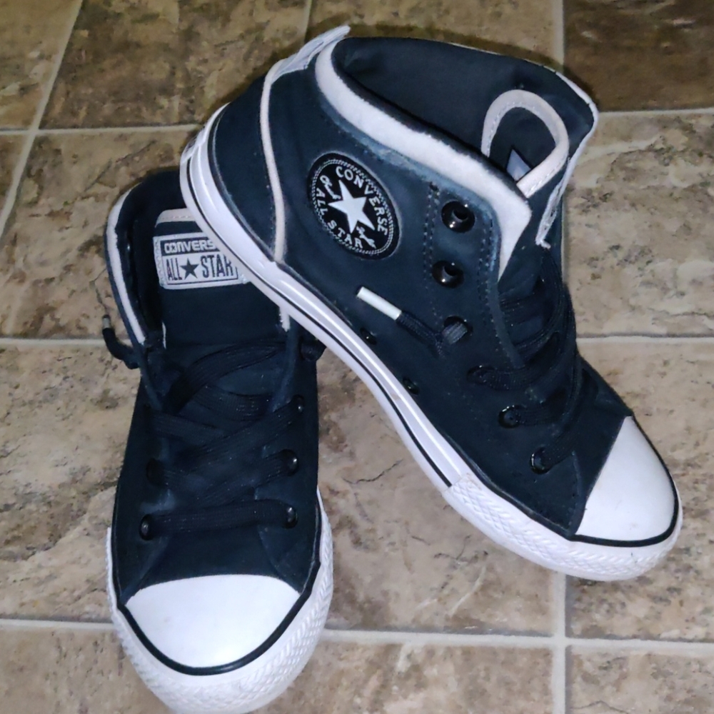 Black converse loose fit
